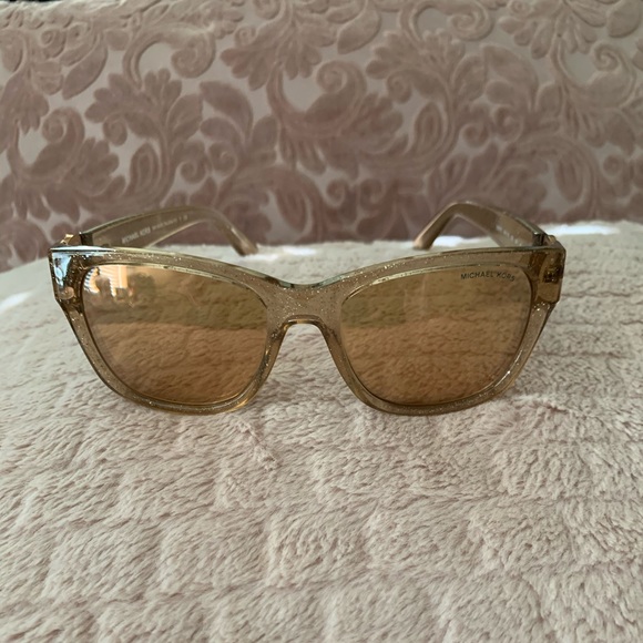 Michael Kors sunglasses - Picture 1 of 3